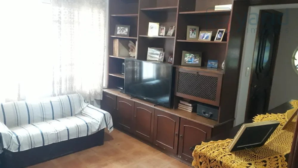 Casa, 3 quartos, 178 m² - Foto 2