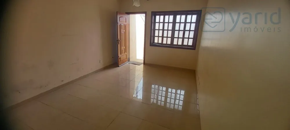 Casa, 3 quartos, 195 m² - Foto 1