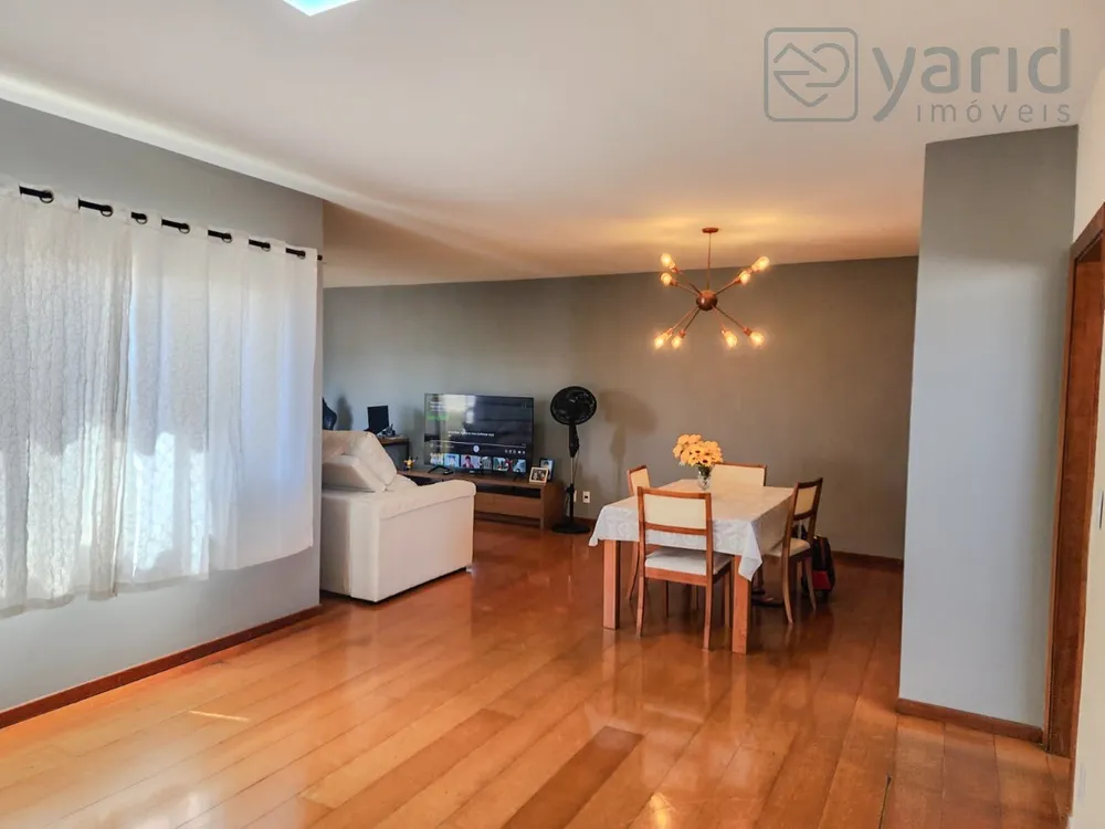 Apartamento, 3 quartos, 207 m² - Foto 1
