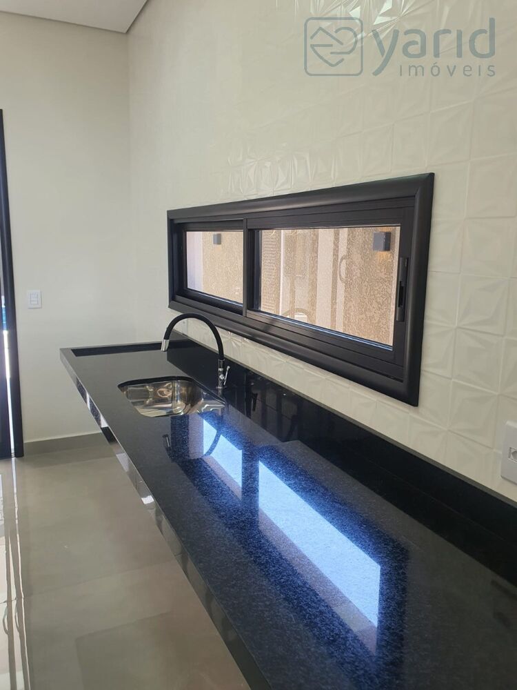 Casa à venda com 3 quartos, 159m² - Foto 3