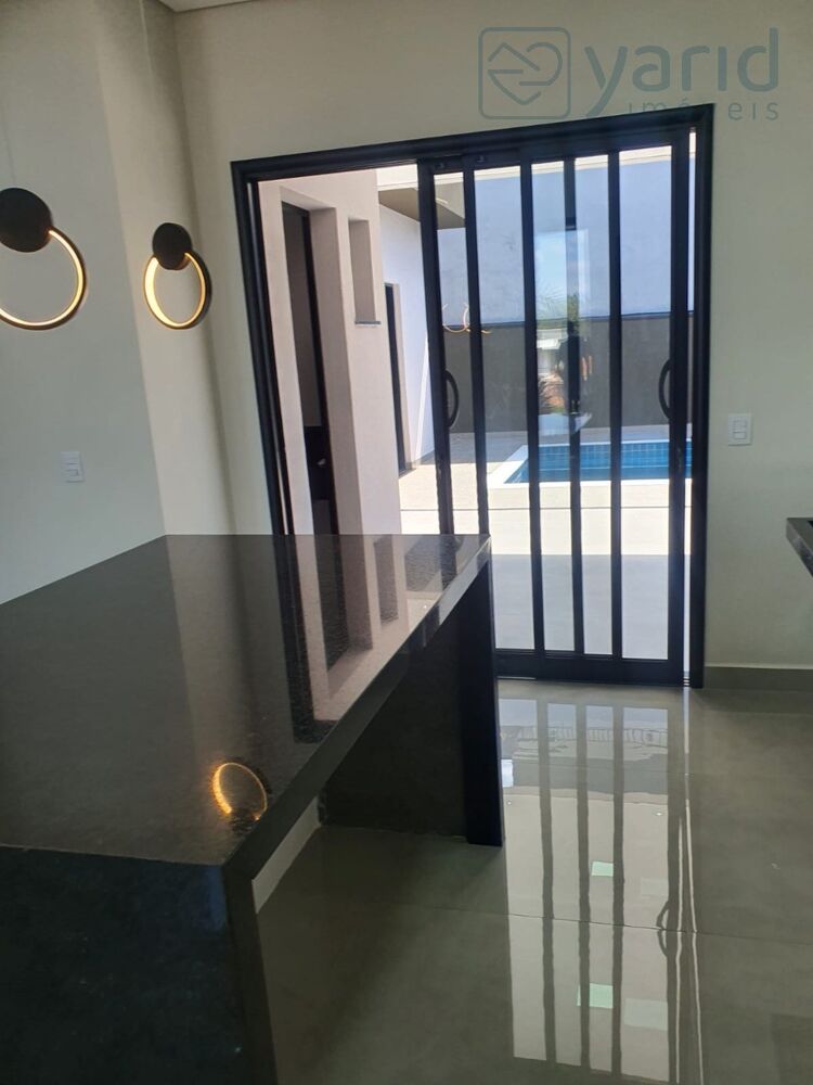 Casa à venda com 3 quartos, 159m² - Foto 4