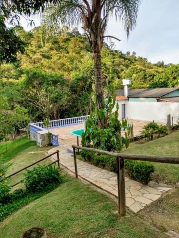 Chácara à venda com 1 quarto, 200m² - Foto 1
