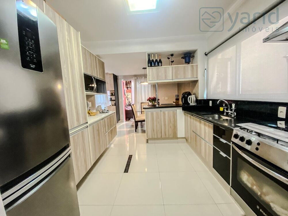 Casa, 3 quartos, 160 m² - Foto 2