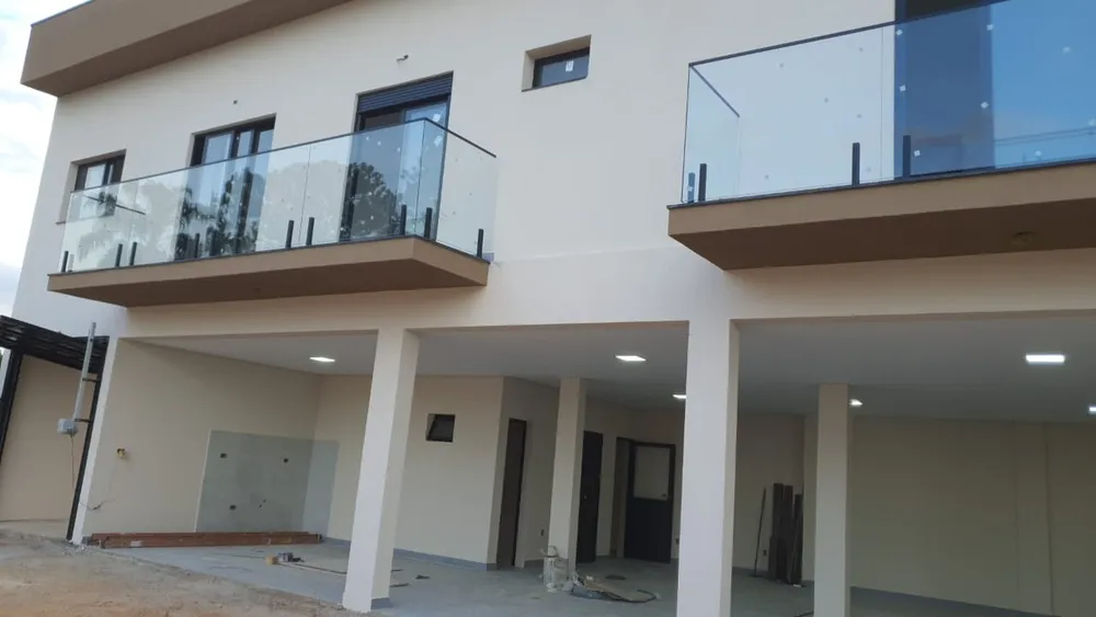 Casa, 3 quartos, 236 m² - Foto 1