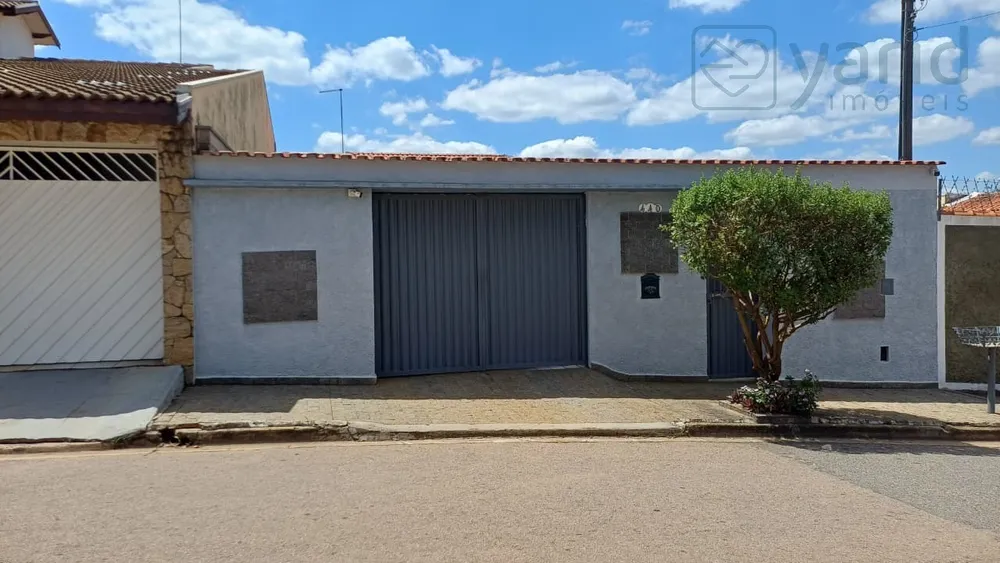 Casa, 3 quartos, 234 m² - Foto 1