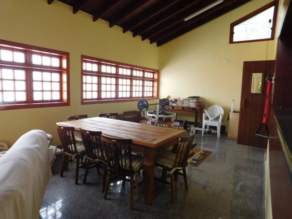 Casa, 4 quartos, 250 m² - Foto 2