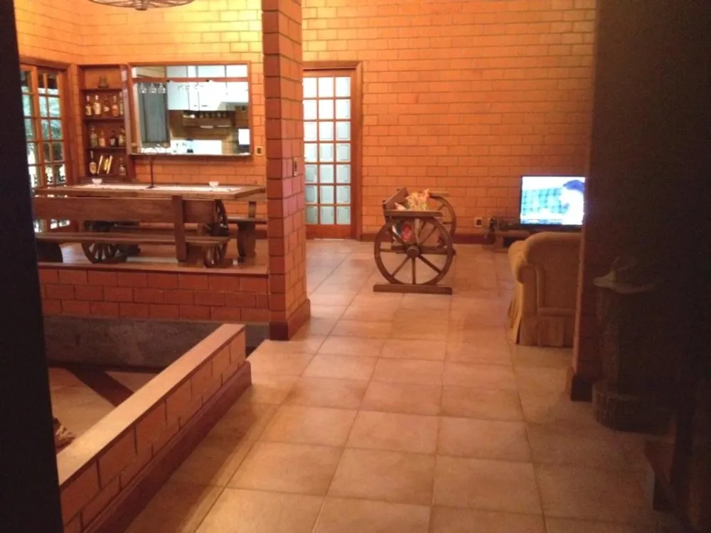 Casa, 3 quartos, 250 m² - Foto 8
