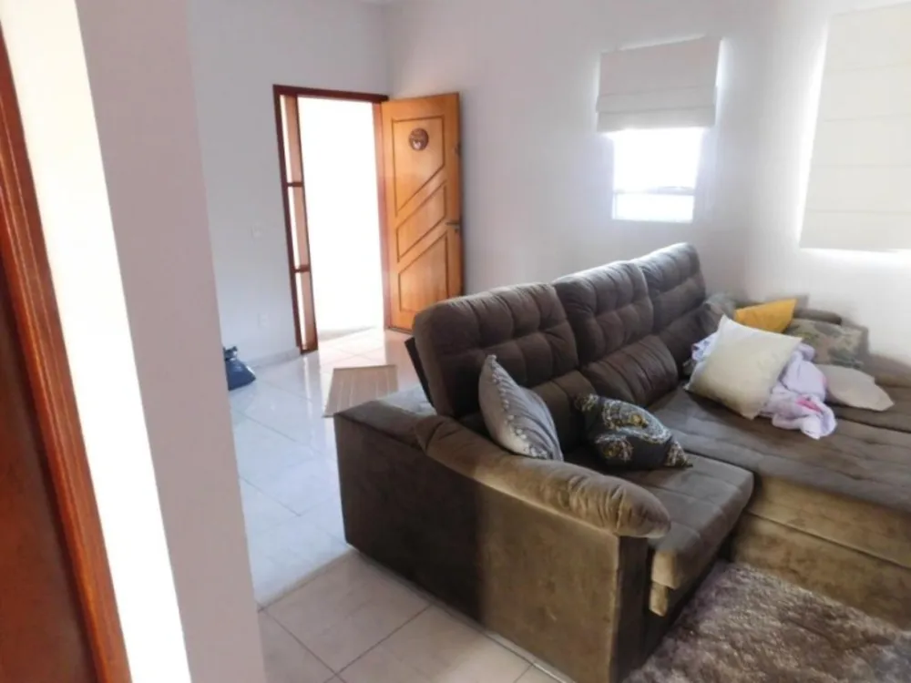 Casa, 3 quartos, 220 m² - Foto 1