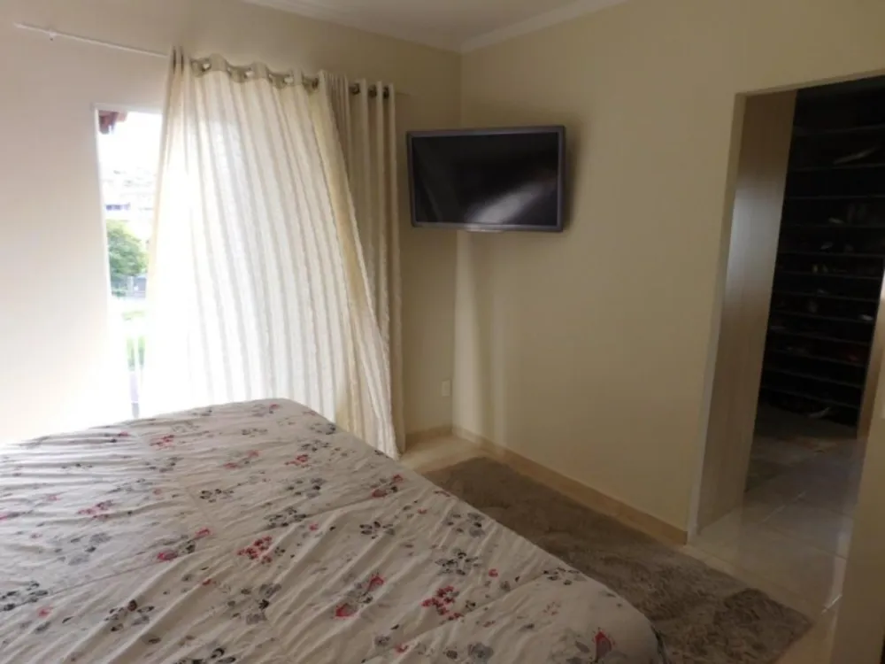 Casa, 3 quartos, 220 m² - Foto 5