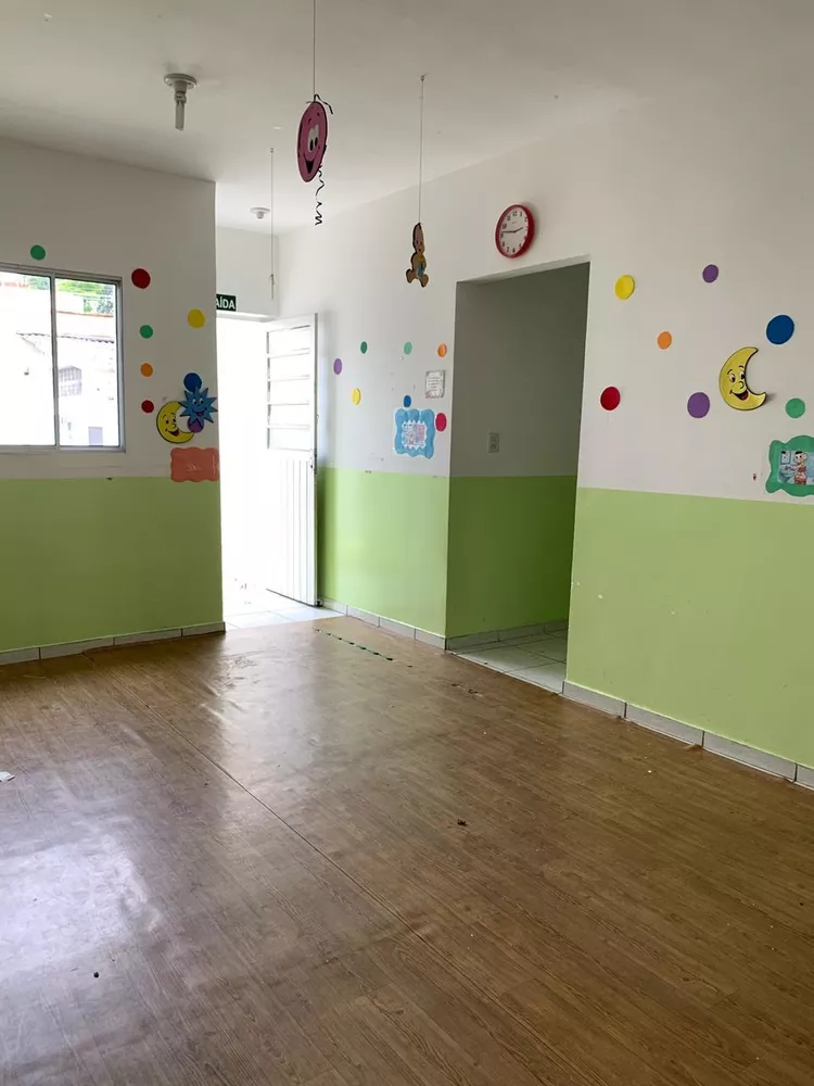 Prédio Inteiro à venda com 4 quartos, 250m² - Foto 4