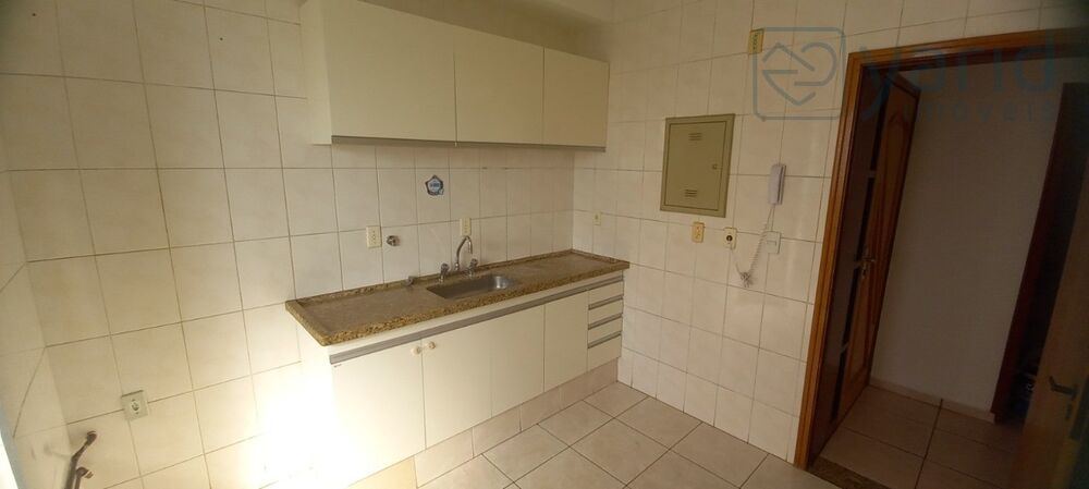 Apartamento para alugar com 3 quartos, 117m² - Foto 4
