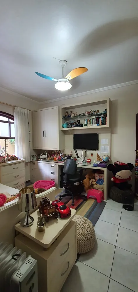 Casa, 3 quartos, 243 m² - Foto 6