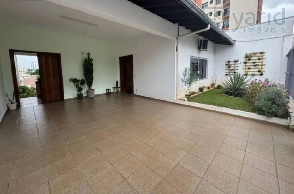 Prédio Inteiro - Foto 1
