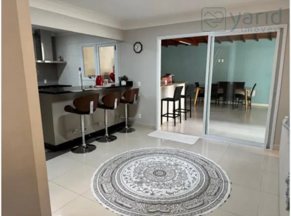 Casa, 3 quartos, 250 m² - Foto 2