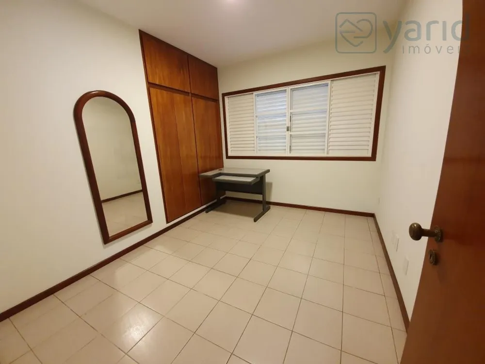Casa, 3 quartos, 250 m² - Foto 15