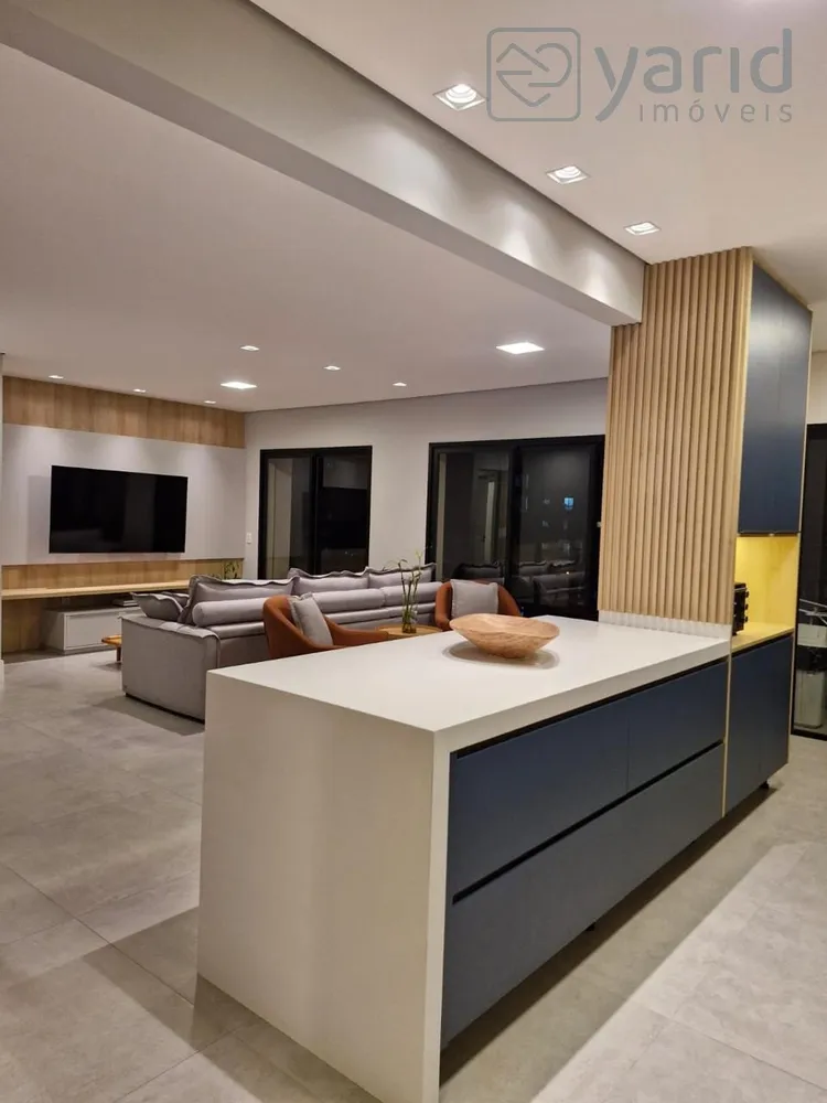 Apartamento, 3 quartos, 141 m² - Foto 1