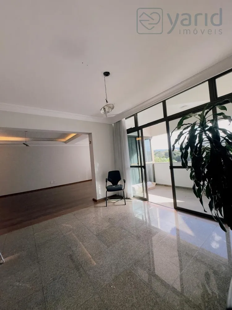 Apartamento, 4 quartos, 216 m² - Foto 1