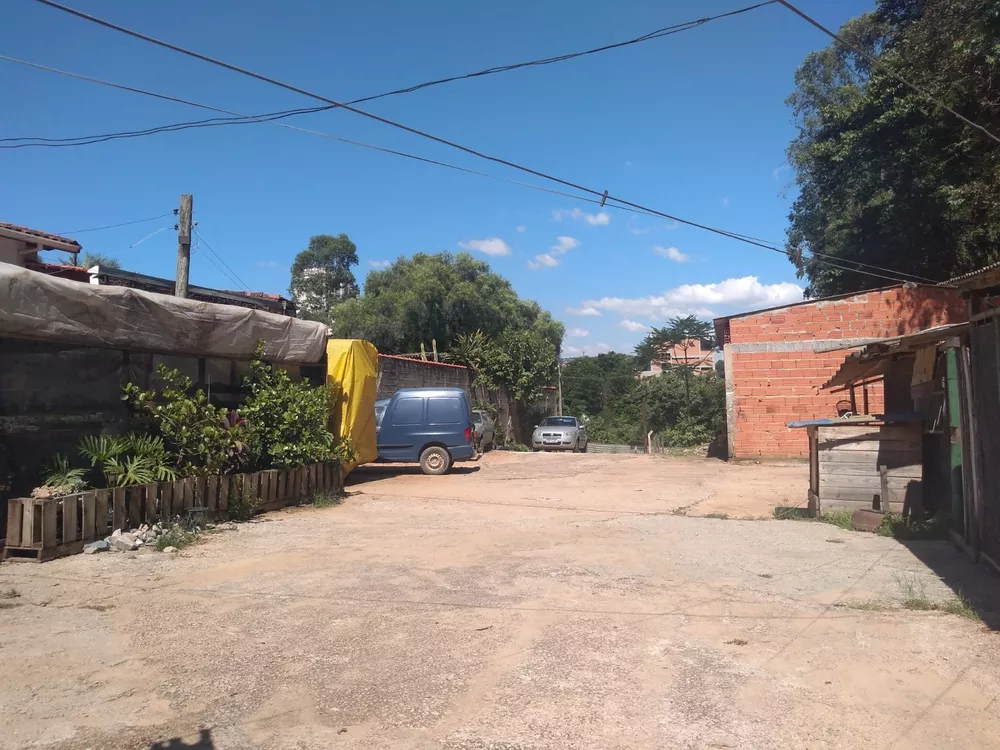 Chácara à venda com 3 quartos, 1420m² - Foto 4