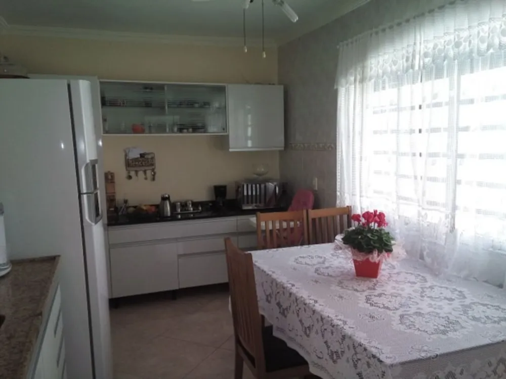 Casa, 3 quartos, 180 m² - Foto 10