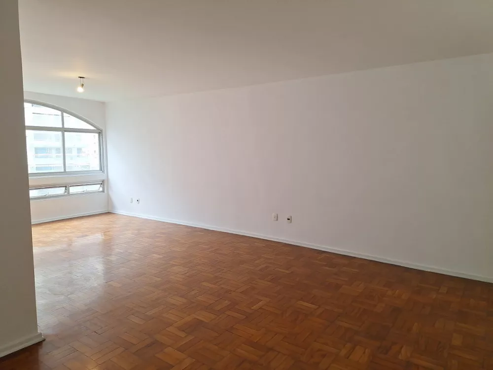 Apartamento à venda com 3 quartos, 123m² - Foto 4