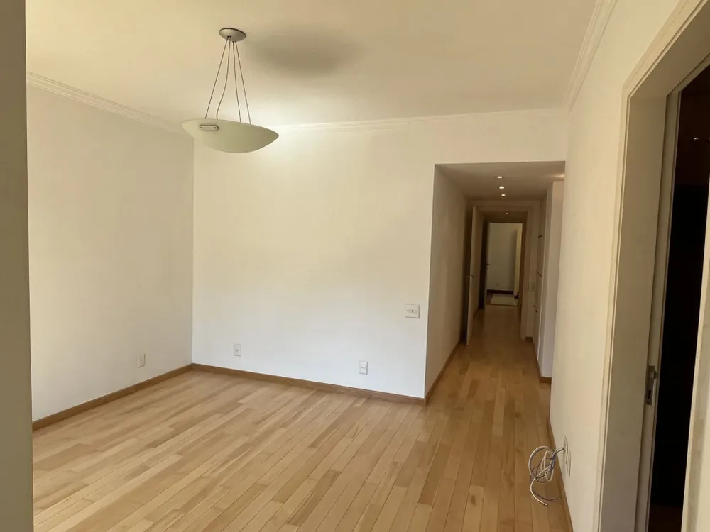 Apartamento, 3 quartos, 240 m² - Foto 11