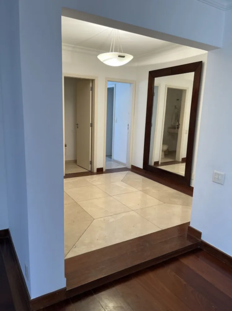Apartamento, 3 quartos, 240 m² - Foto 4