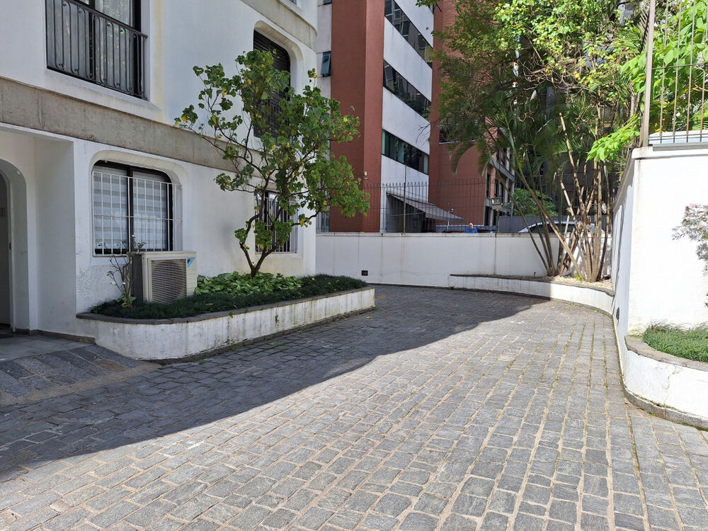 Apartamento para alugar com 2 quartos, 85m² - Foto 4