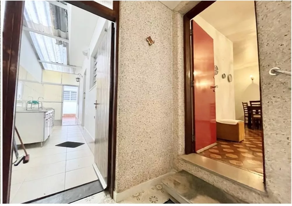 Casa à venda com 4 quartos, 149m² - Foto 1