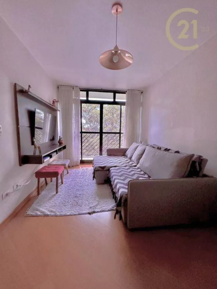 Apartamento à venda com 3 quartos, 76m² - Foto 2