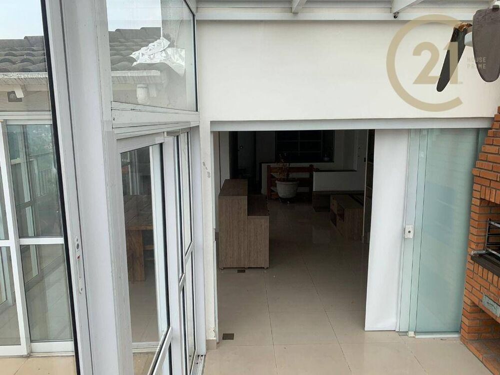 Cobertura à venda com 3 quartos, 236m² - Foto 1