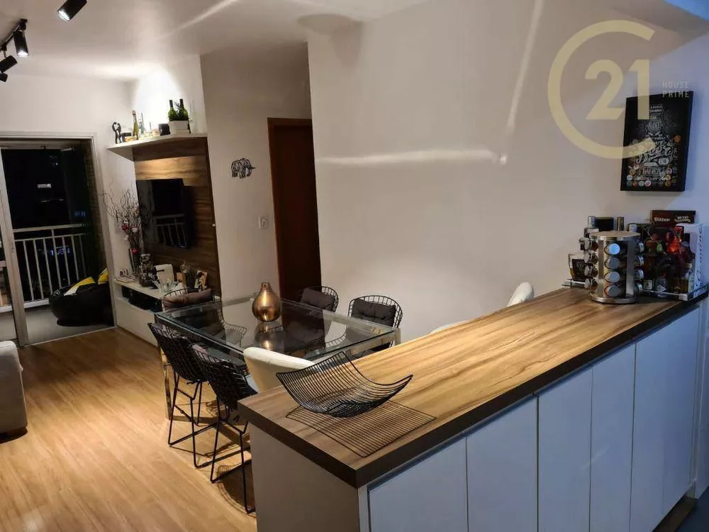 Apartamento à venda com 2 quartos, 61m² - Foto 4