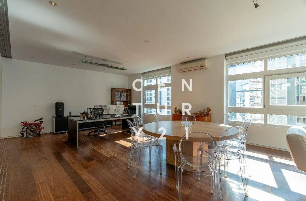Apartamento, 3 quartos, 239 m² - Foto 2