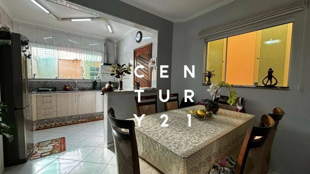 Sobrado, 3 quartos, 217 m² - Foto 4