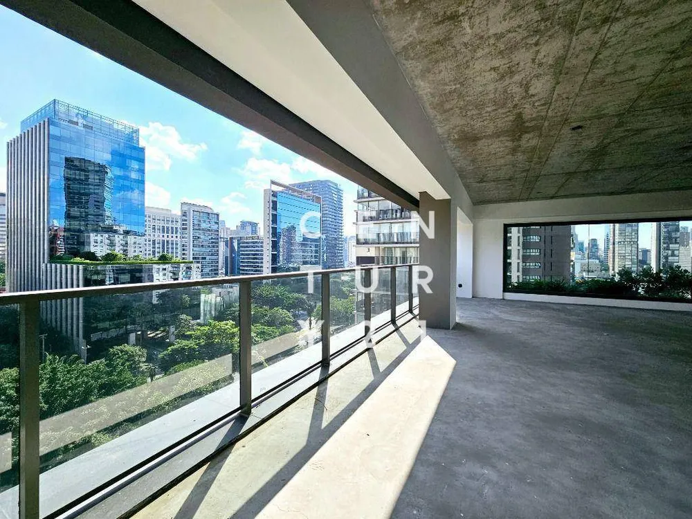 Apartamento, 3 quartos, 227 m² - Foto 1