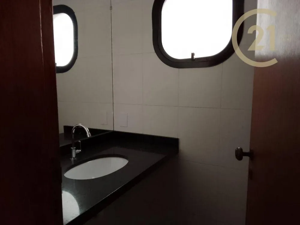 Apartamento, 4 quartos, 196 m² - Foto 2