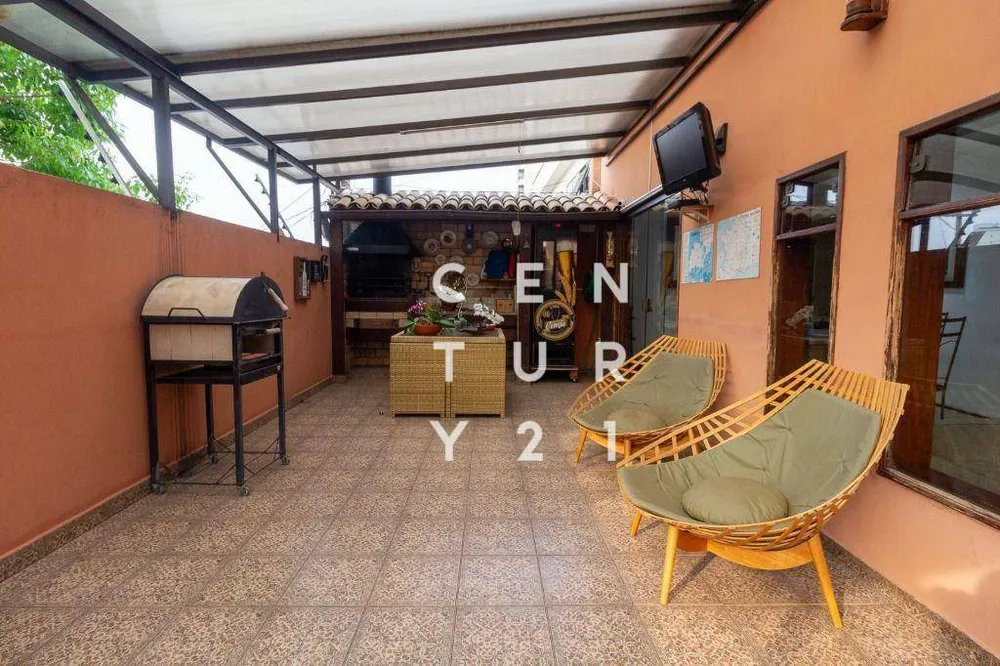 Casa, 3 quartos, 177 m² - Foto 2