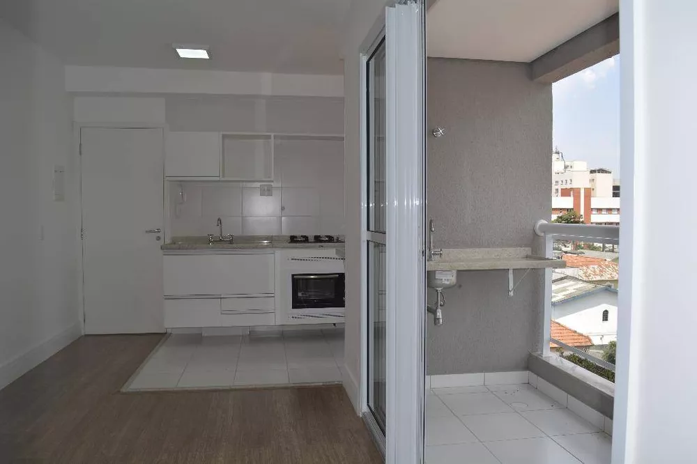 Apartamento para alugar com 1 quarto, 38m² - Foto 2