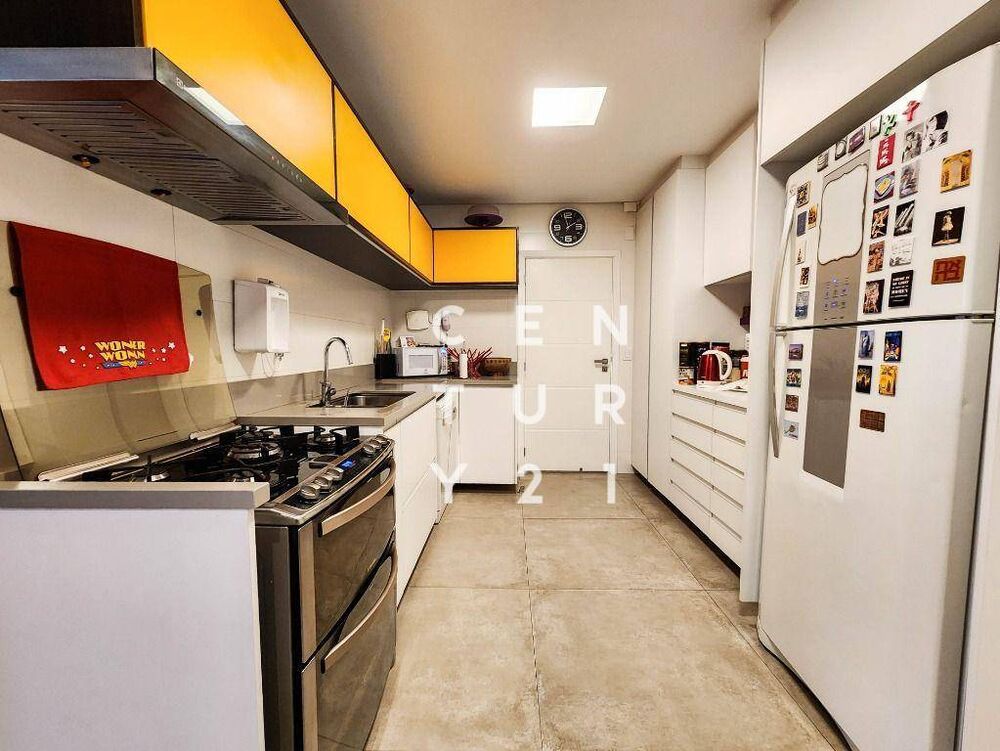 Apartamento à venda com 4 quartos, 226m² - Foto 10