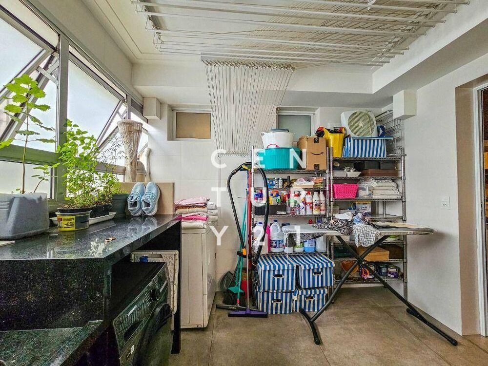 Apartamento à venda com 4 quartos, 226m² - Foto 19