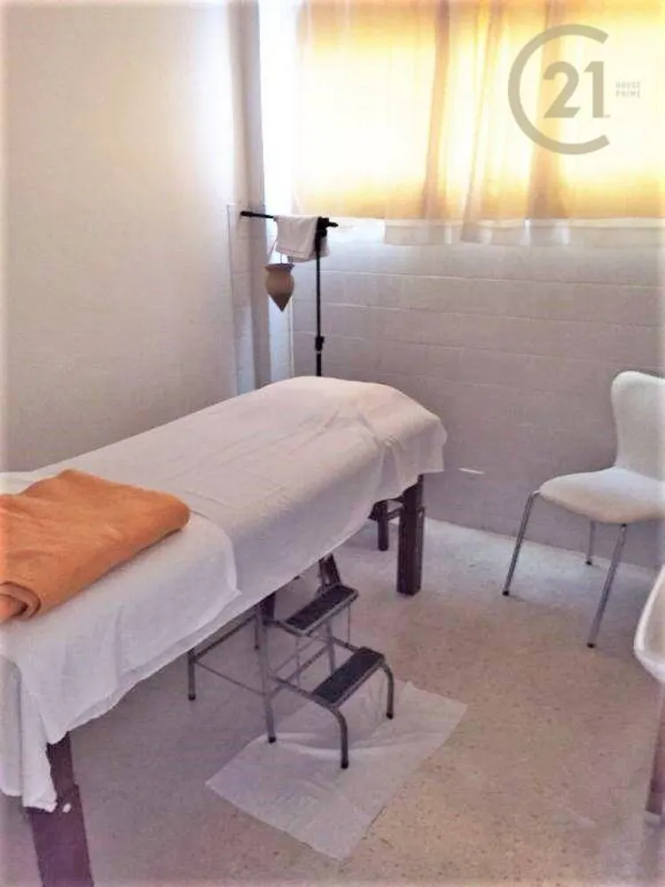Sobrado, 9 quartos, 325 m² - Foto 1