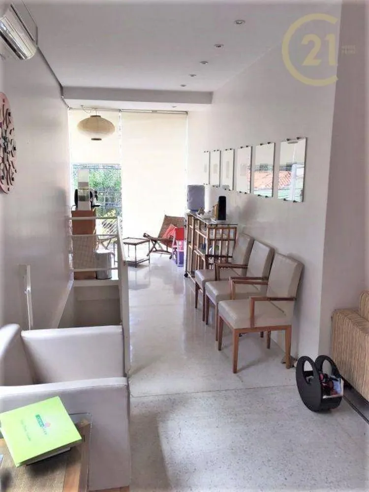 Sobrado, 9 quartos, 325 m² - Foto 2