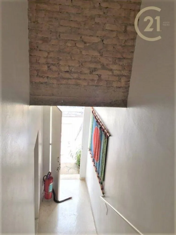 Sobrado, 9 quartos, 325 m² - Foto 4