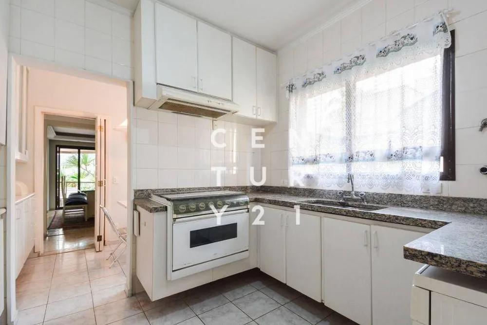 Apartamento, 3 quartos, 177 m² - Foto 1