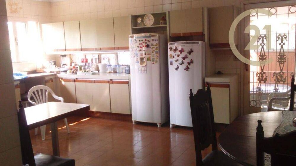 Sobrado, 4 quartos, 330 m² - Foto 4