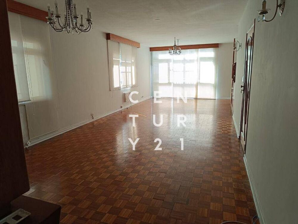 Apartamento, 3 quartos, 216 m² - Foto 2