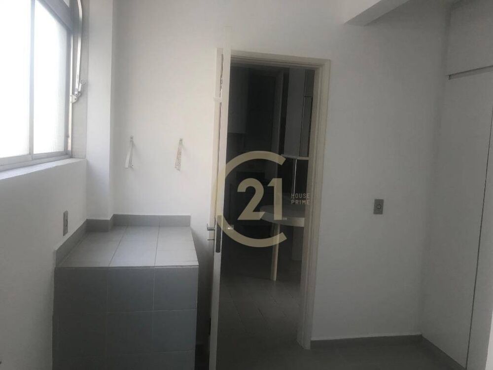 Apartamento à venda e aluguel com 3 quartos, 135m² - Foto 4