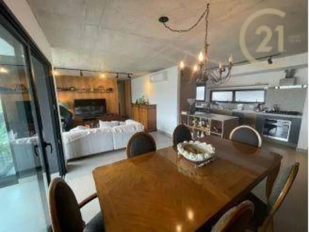 Apartamento à venda com 3 quartos, 143m² - Foto 2