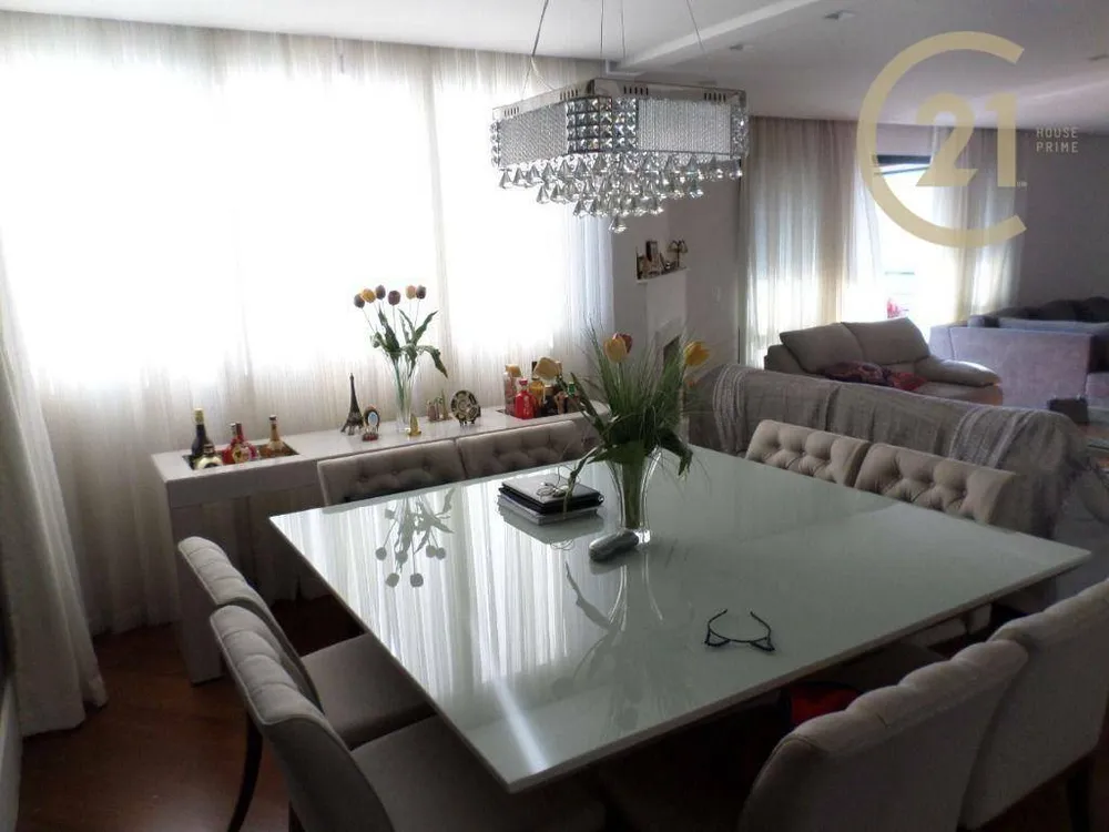 Apartamento, 4 quartos, 202 m² - Foto 1