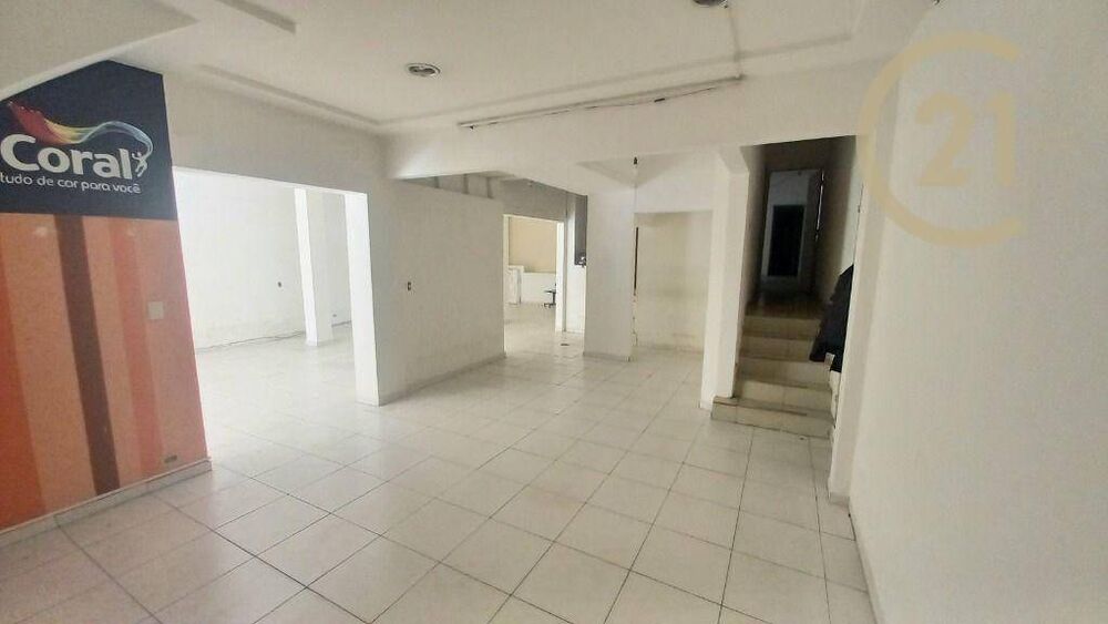 Loja-Salão, 1130 m² - Foto 1