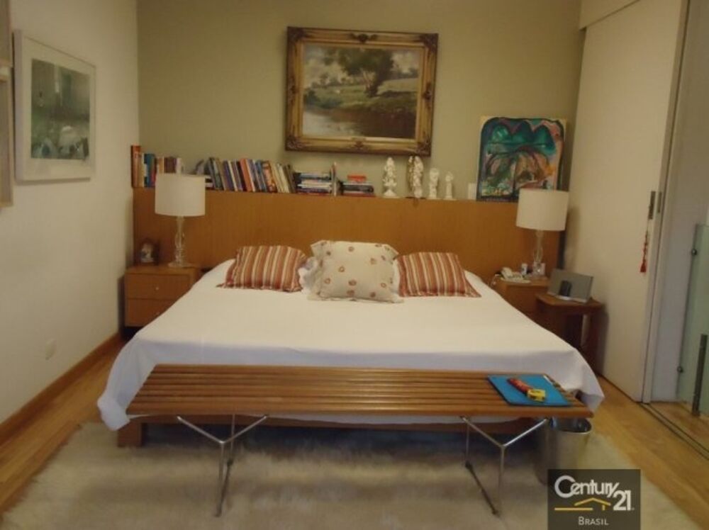 Apartamento, 3 quartos, 270 m² - Foto 2